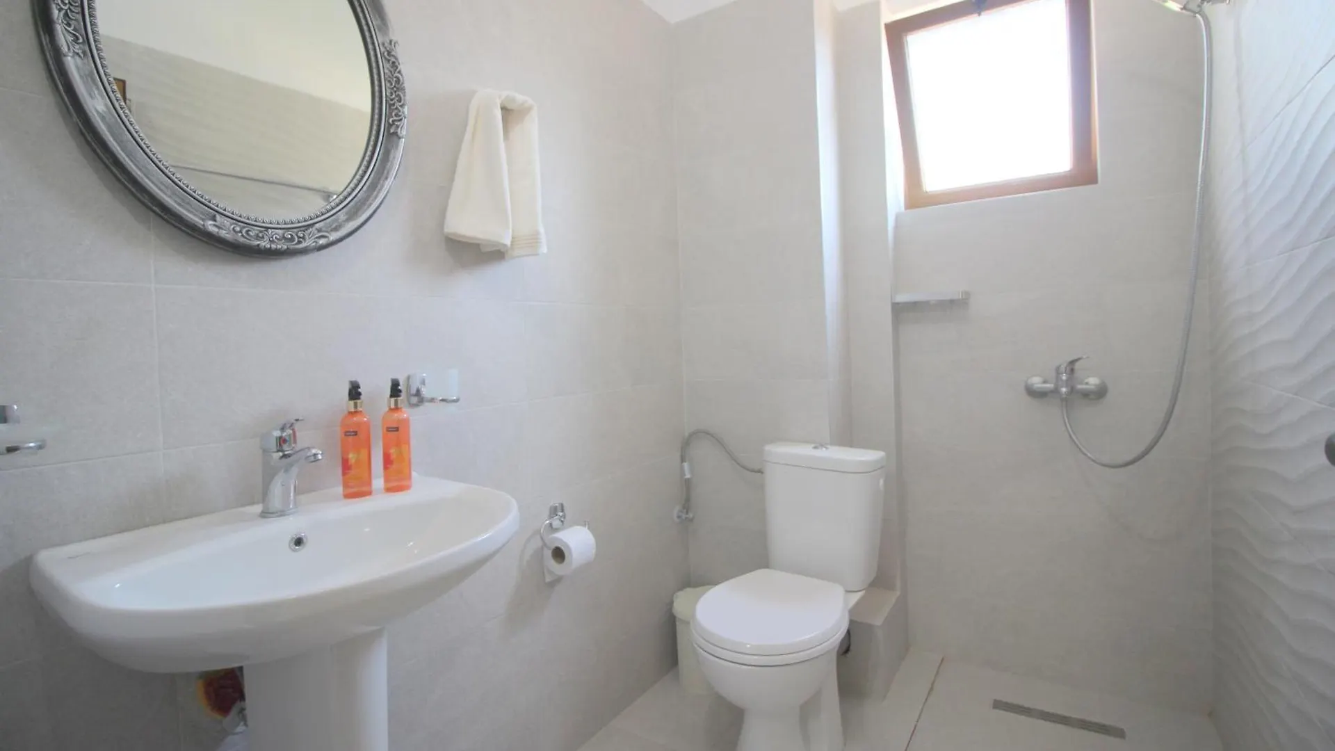 Appartamento Garden Villa Eva Sarandë